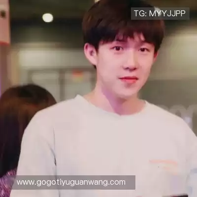 窦芸昀